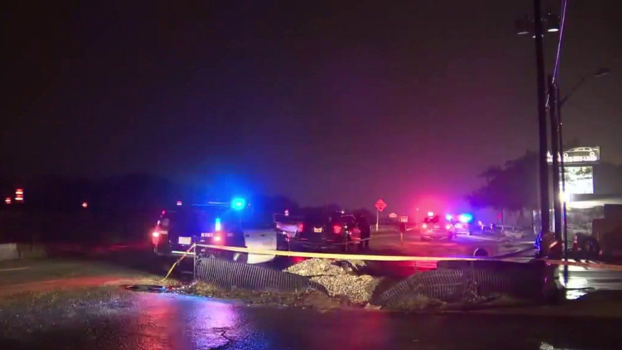 1 dead, suspect at large in overnight North Austin homicide