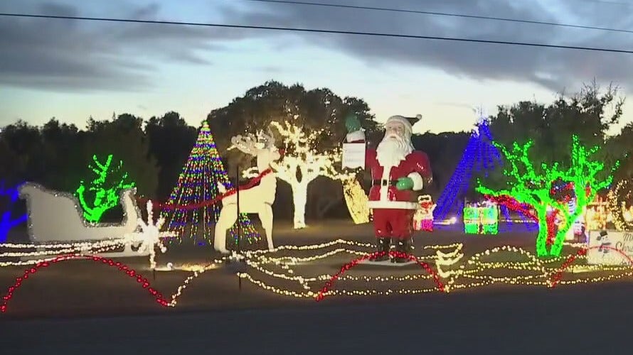 Austin's Maywald Christmas Light Display comes to an end after 15 years