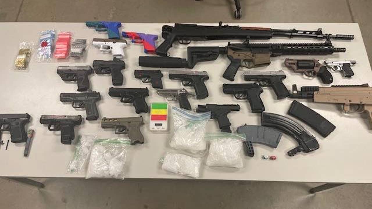 Texas pursuit ends with discovery of meth, ghost guns