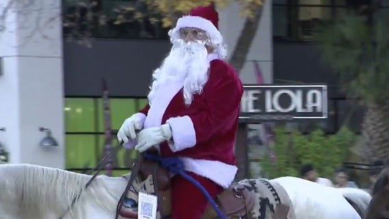 Austin man dresses up as Santa on horseback on South Congress
