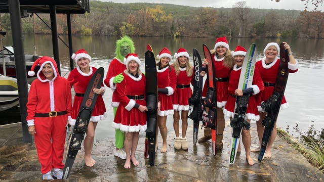 Santa's helpers spread holiday cheer on Lake Austin