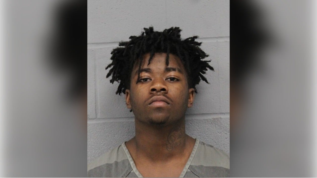 Teen arrested, charged with murder for New Year's Day party shooting in North Austin