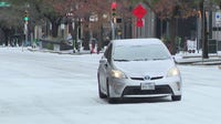 Austin winter weather: Some Austinites make the best of freezing temperatures