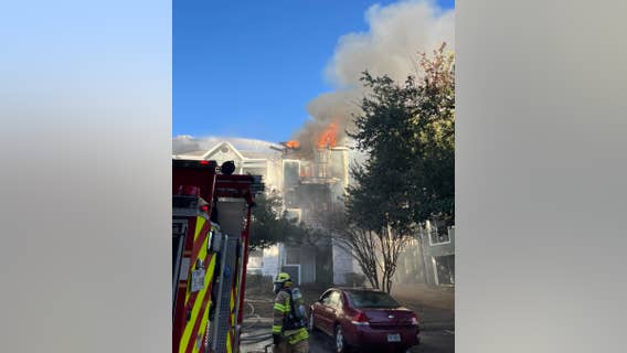 Firefighter injured when apartment collapses during Pflugerville blaze