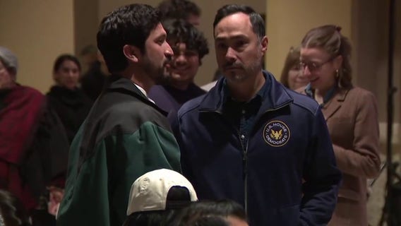 Texas Democrats demand 5-year-old's release from ICE facility in Dilley