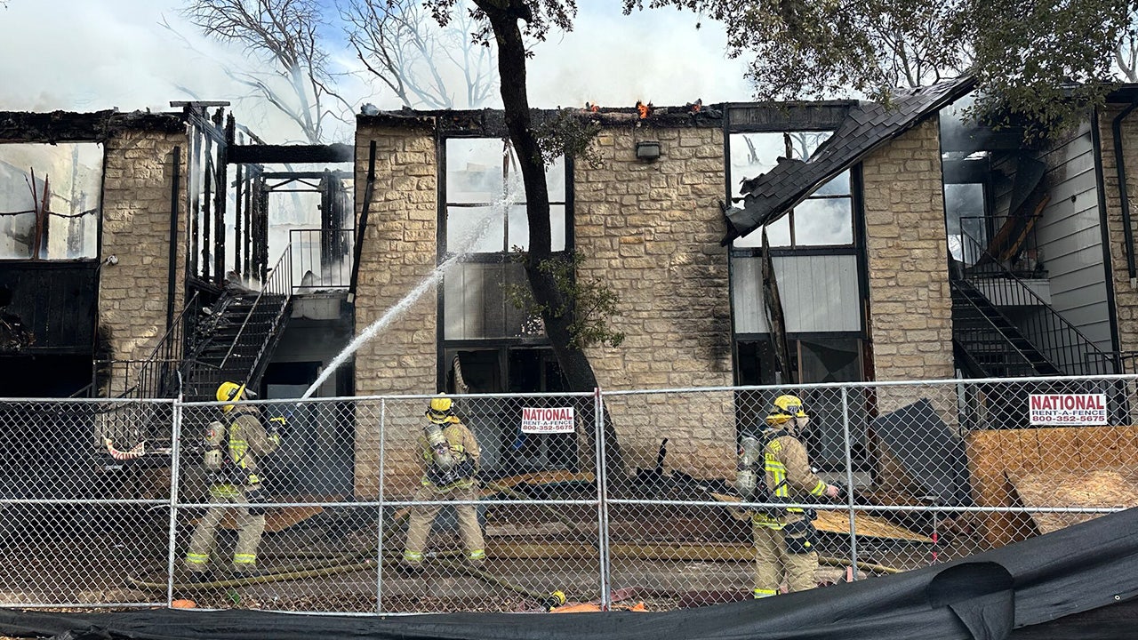 Apartment complex fires in Austin: 2 separate incidents under investigation
