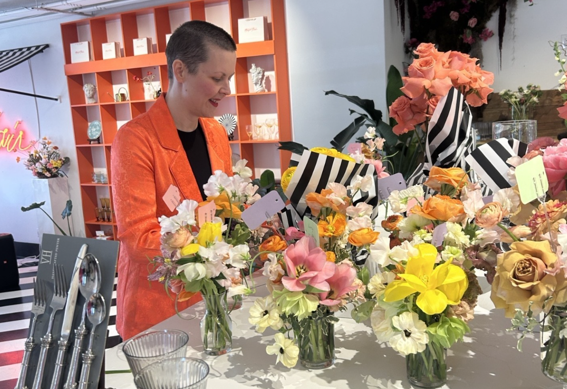 Austin florist manages busy Valentine's season in midst of cancer battle