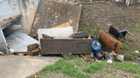 SE Austin resident lives next to creek full of dumped furniture, says city won't clean it up