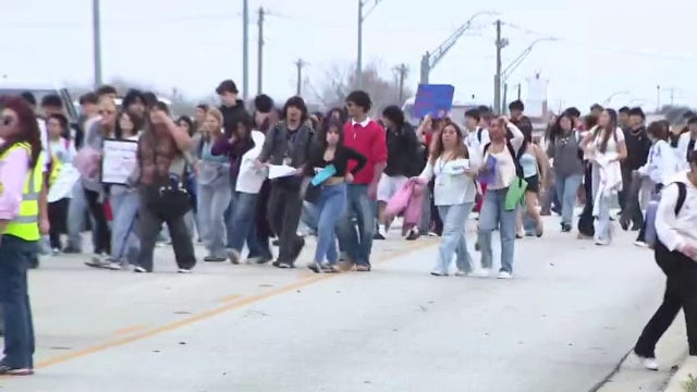 Hundreds of Hays CISD students leave campus to protest: district
