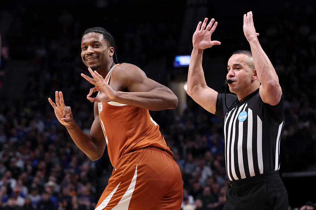 Texas Longhorns beat BYU 79-71 to advance in 2026 NCAA Tournament