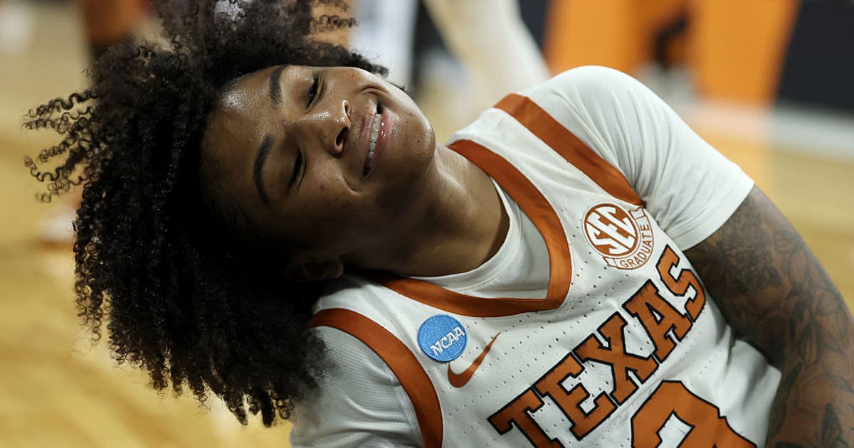 Texas women’s basketball beats Kentucky 76-54 to secure Elite Eight berth