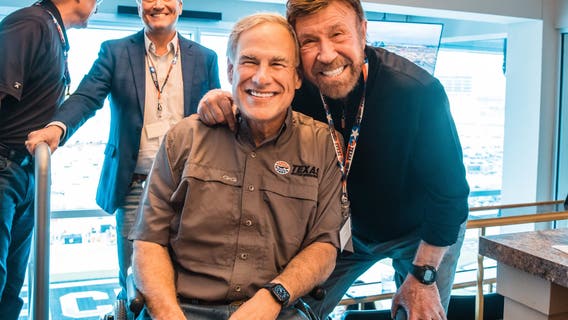 Texas leaders mourn death of Chuck Norris