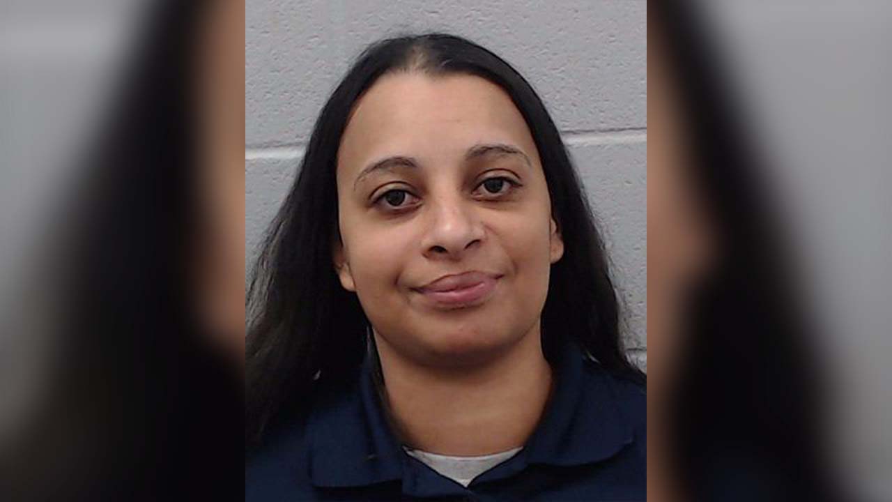 Woman sentenced to 20 years for arson at Kyle home