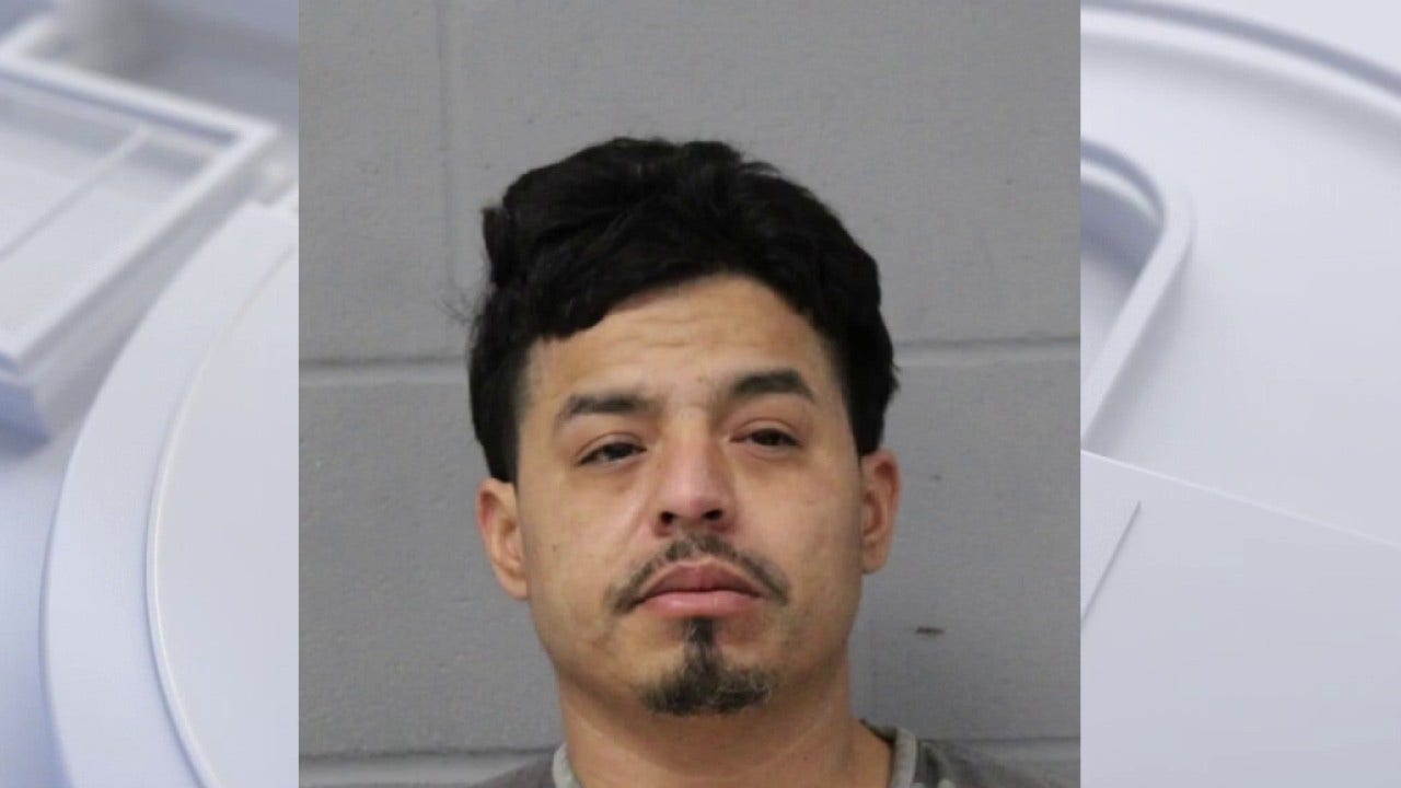 Man accused of killing Caldwell County deputy gets no bond, judge rules