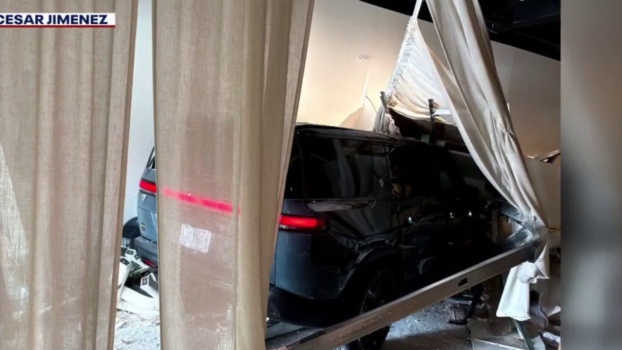 Tarrytown spa undergoing repairs after SUV crashed into business