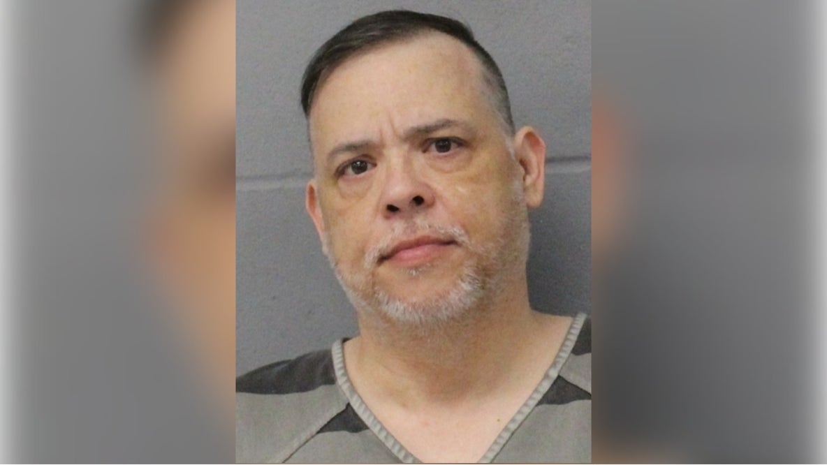 Lyft driver assaults, attempts to rob pregnant rider: affidavit