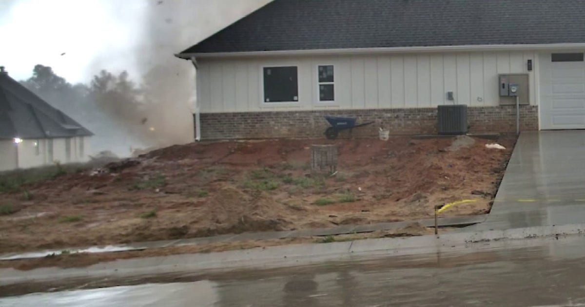 Tornado caught on camera swirling by East Texas home