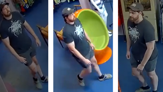Police looking for man who exposed himself in East Austin store