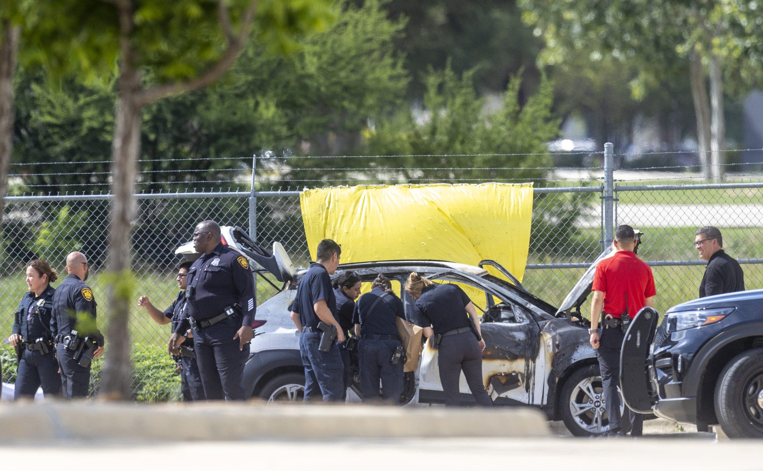 Bodies of 2 children found inside burning car in San Antonio