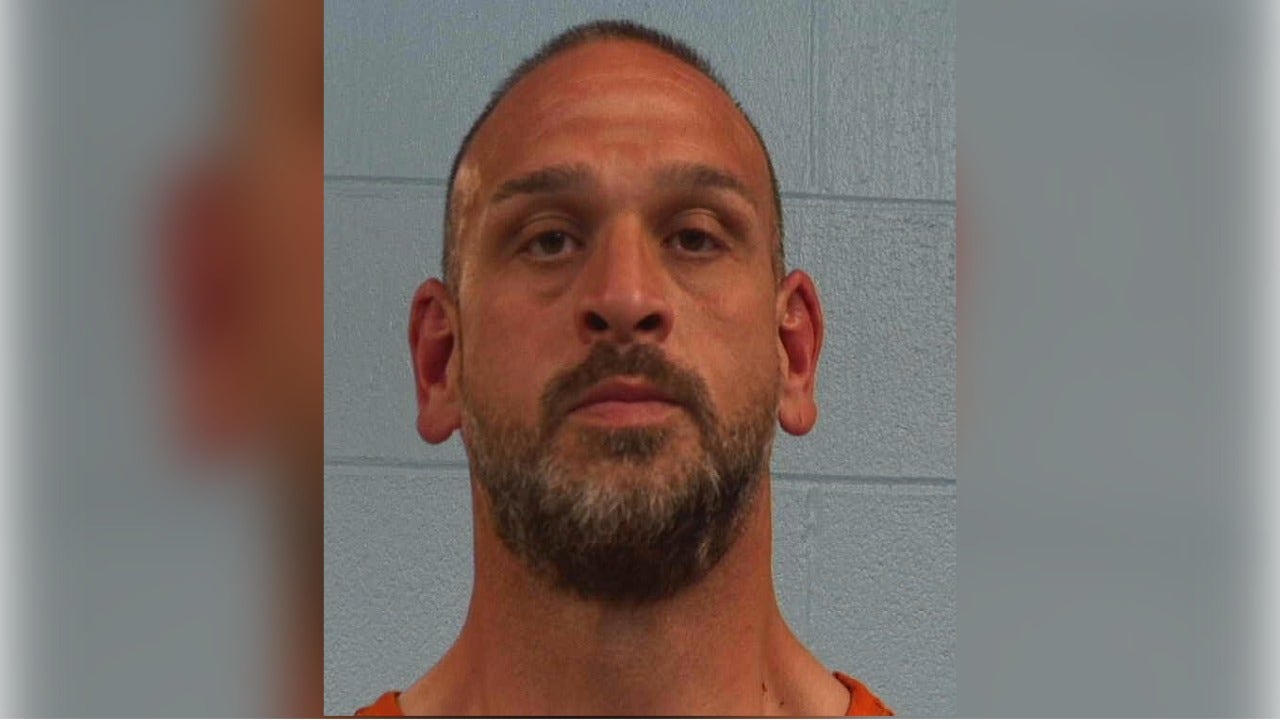 Round Rock ISD coach arrested on Tarrant County warrant