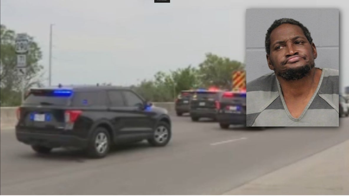 Man damages 4 cars after throwing objects from overpass on Ben White Blvd.: APD