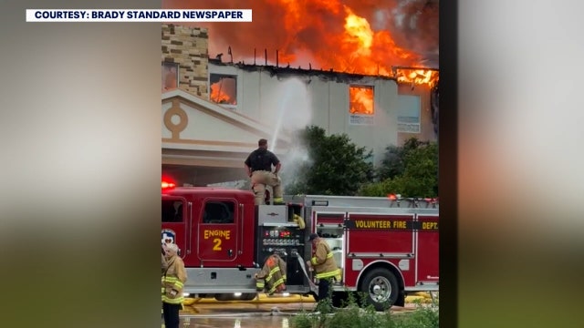 Lightning strike sparks massive fire, destroys hotel in Brady