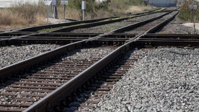 6 people, including 14-year-old, found dead in Laredo train car likely killed by Texas heat