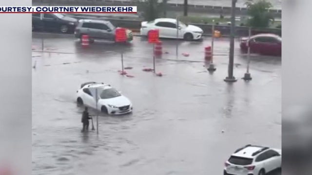 Austin weather: Flash flooding causes high water in construction zone