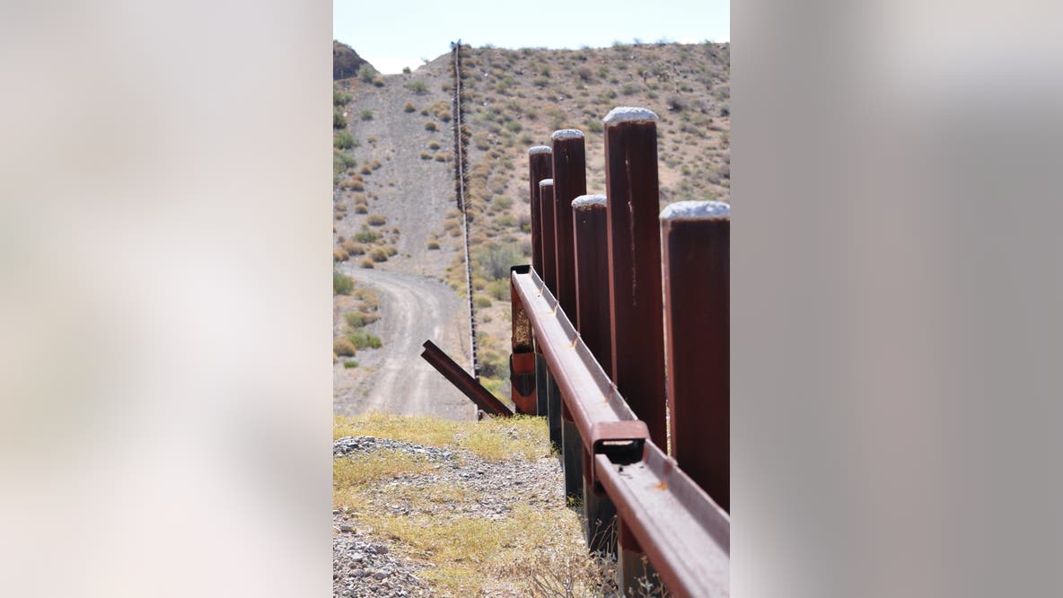 Big Bend will see vehicle barriers, not walls along southern border