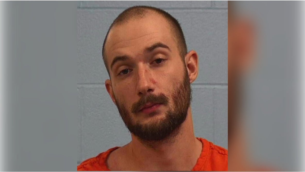 Cedar Park man arrested for stabbing outside Round Rock Tavern