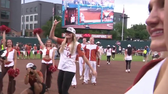 Texas Longhorn softball celebrates second-straight national championship