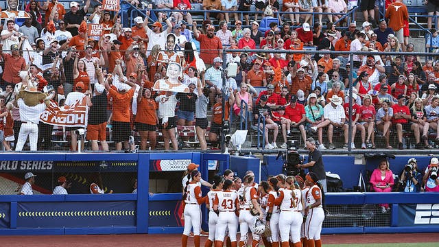 Texas rides Teagan Kavan, Katie Stewart to 7-3 win over Texas Tech to open WCWS title series