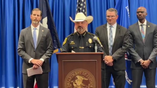 Texas towing company owner pleads guilty to trying to bribe Bexar County Sheriff