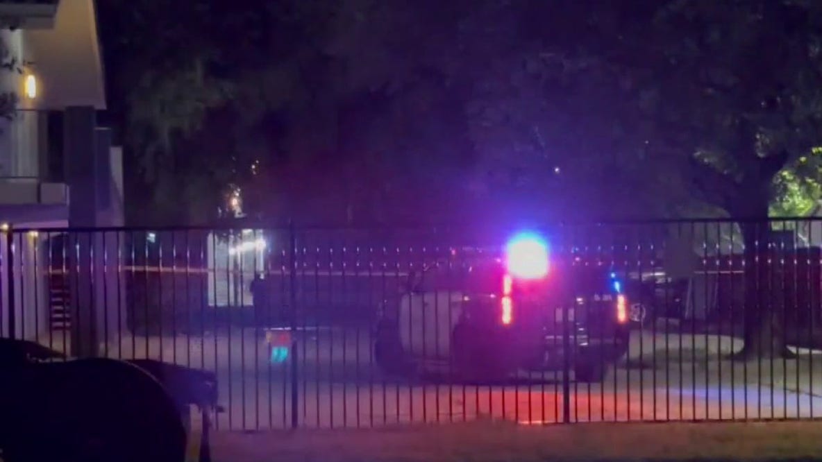 South Austin motel shooting leaves 2 people injured