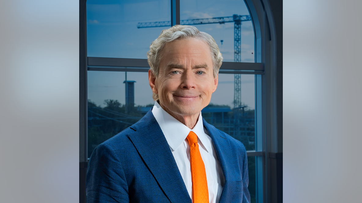 Huffines appointed new Texas comptroller by Gov. Abbott
