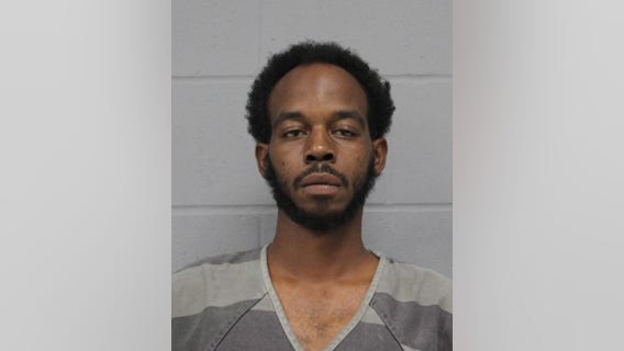 Texas man charged with murder after Southeast Austin apartment shooting