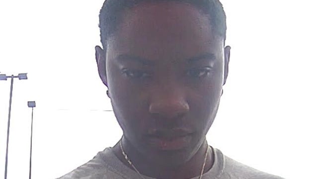Downtown Austin crime: APD searching for suspect in connection with series of thefts