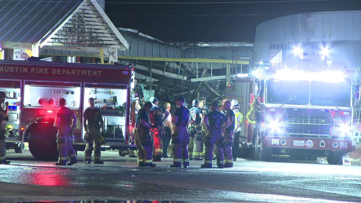 Austin Country Flea Mart fire: 2 people treated for minor injuries