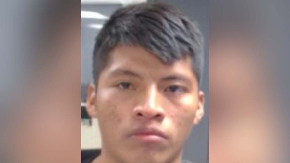 East Austin hit-and-run leaves 2 people injured; APD looking for suspect