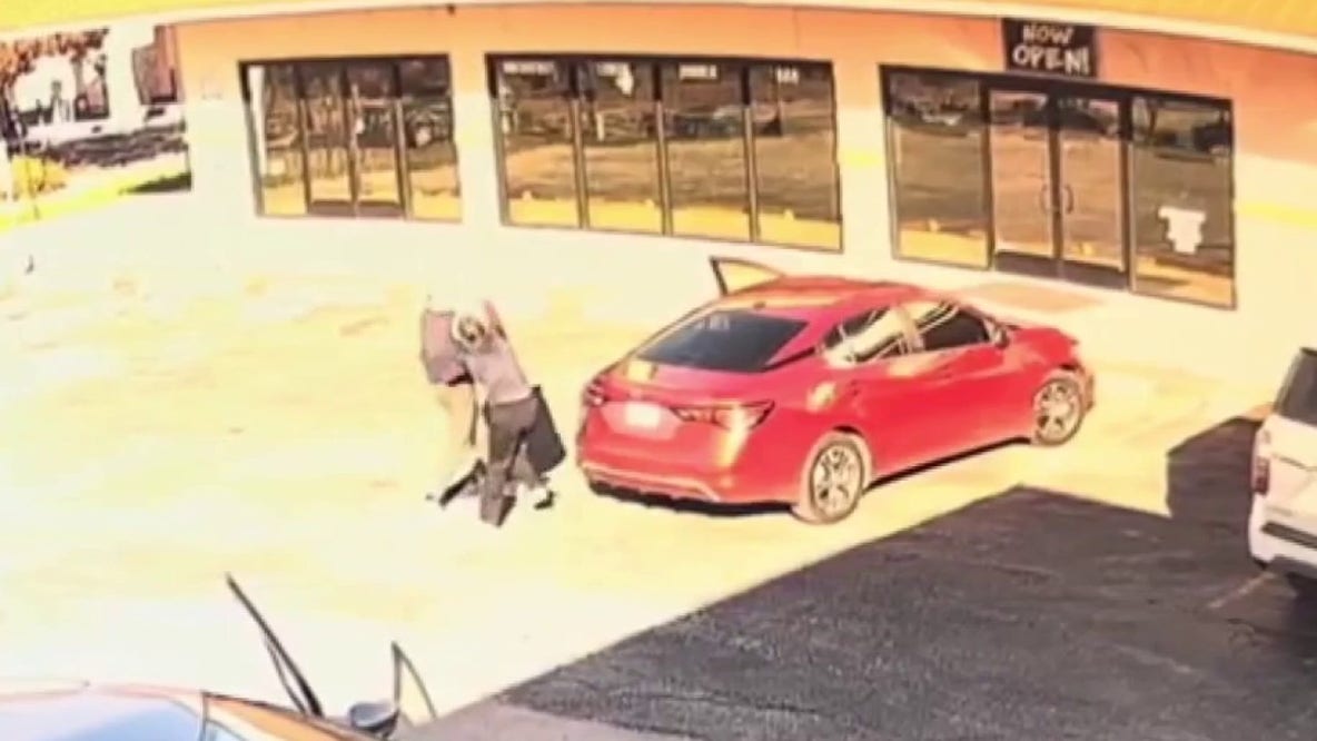 Texas road rage: Woman upset with man's misdemeanor charge after he breaks her arm