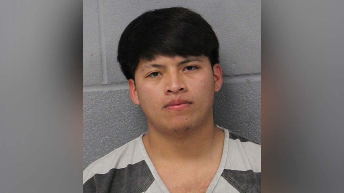 East Austin hit-and-run leaves 2 people injured; suspect arrested