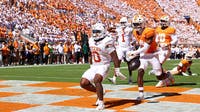No. 1 Texas Longhorns holds off No. 14 Tennessee Vols 20-17 in Knoxville