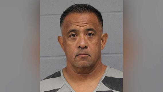 Texas Longhorns coach Johnny Nansen arrested for DWI after 3-car crash in Austin
