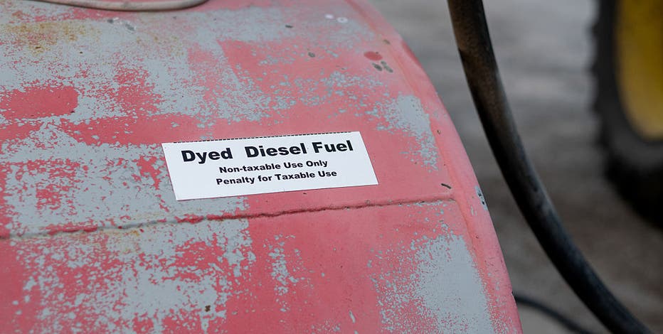 Gov. Greg Abbott declares statewide emergency over soaring diesel prices in Texas