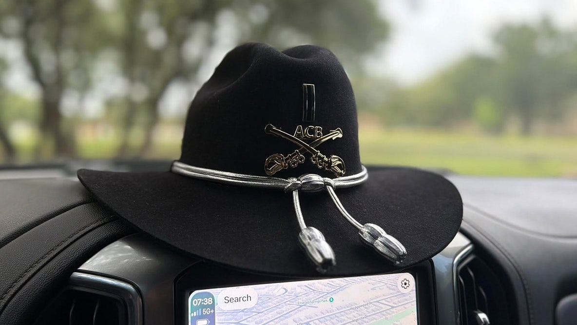 Ft. Hood Army pilot looking for Stetson hat lost during Longhorns game flyover