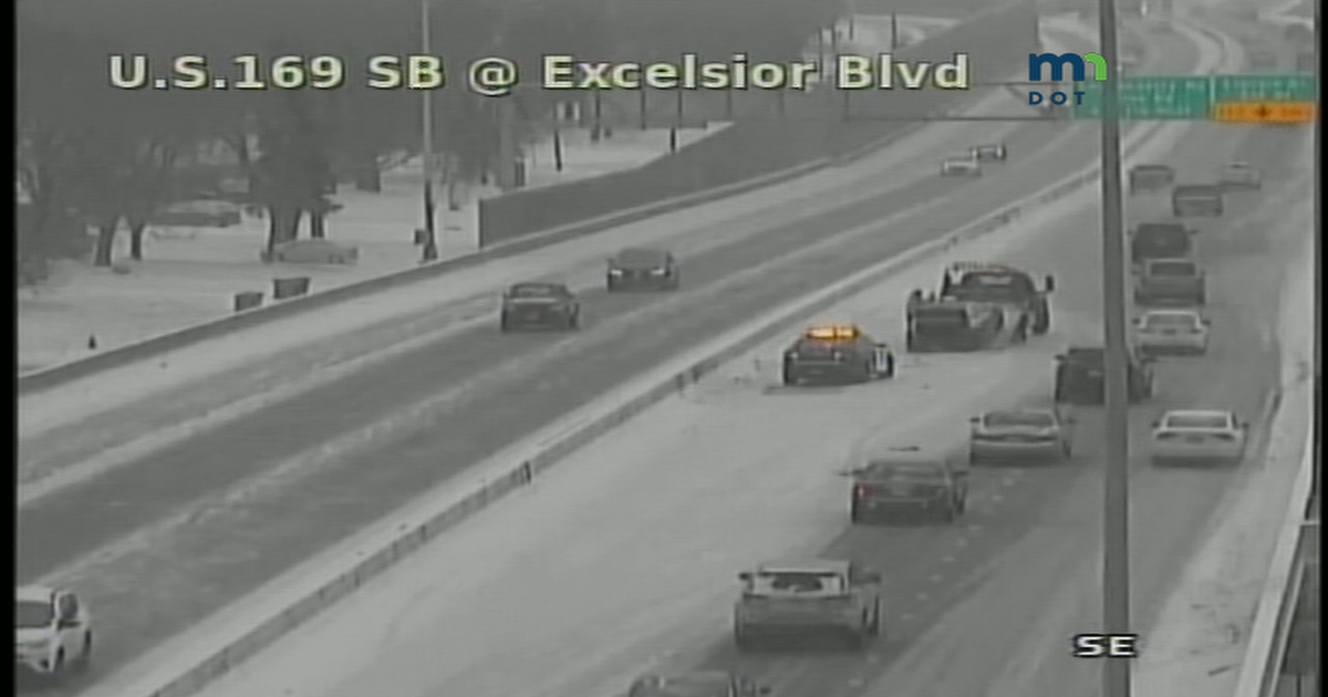 Snowy conditions lead to over 400 crashes Saturday on Minnesota roads ...