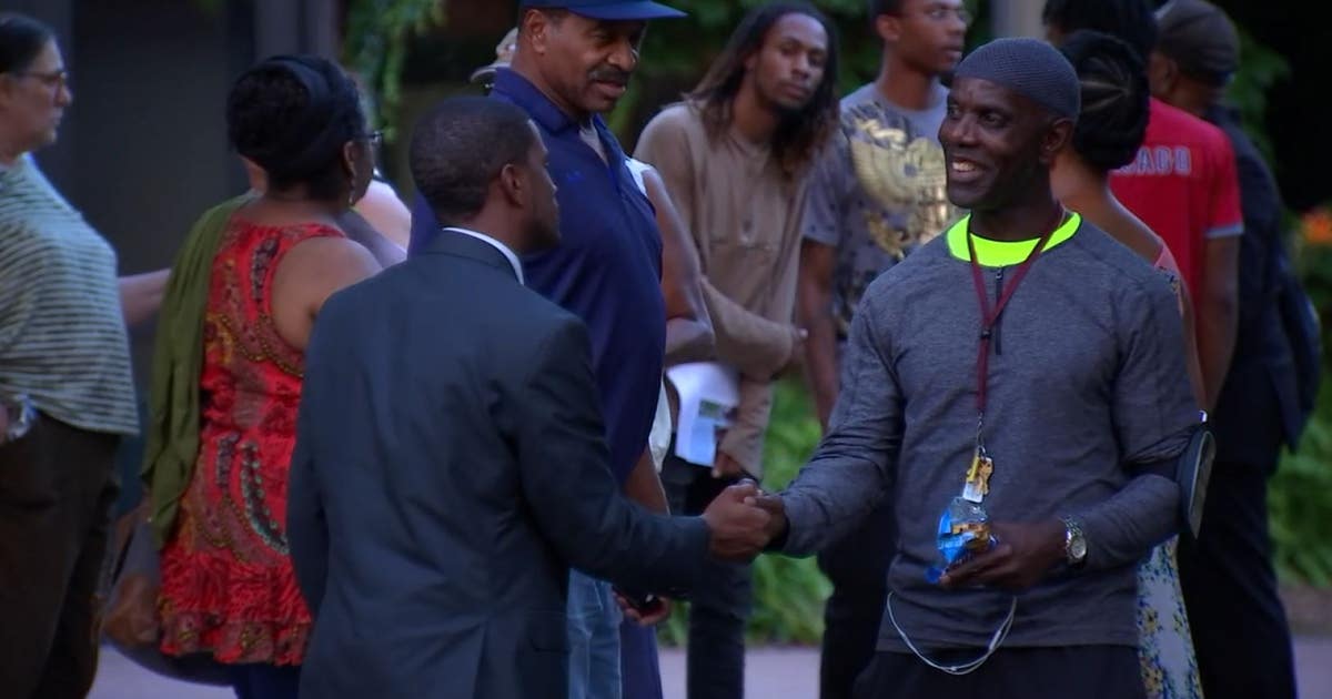 Alex Ripplinger St. Paul gathers to heal in wake of deadly officer-involved shooting ...