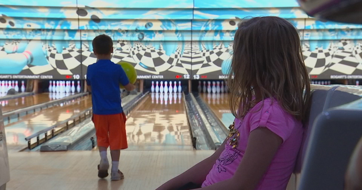 Kid Rails Bowling Your kids can bowl for free this summer at certain alleys in the Twin ...