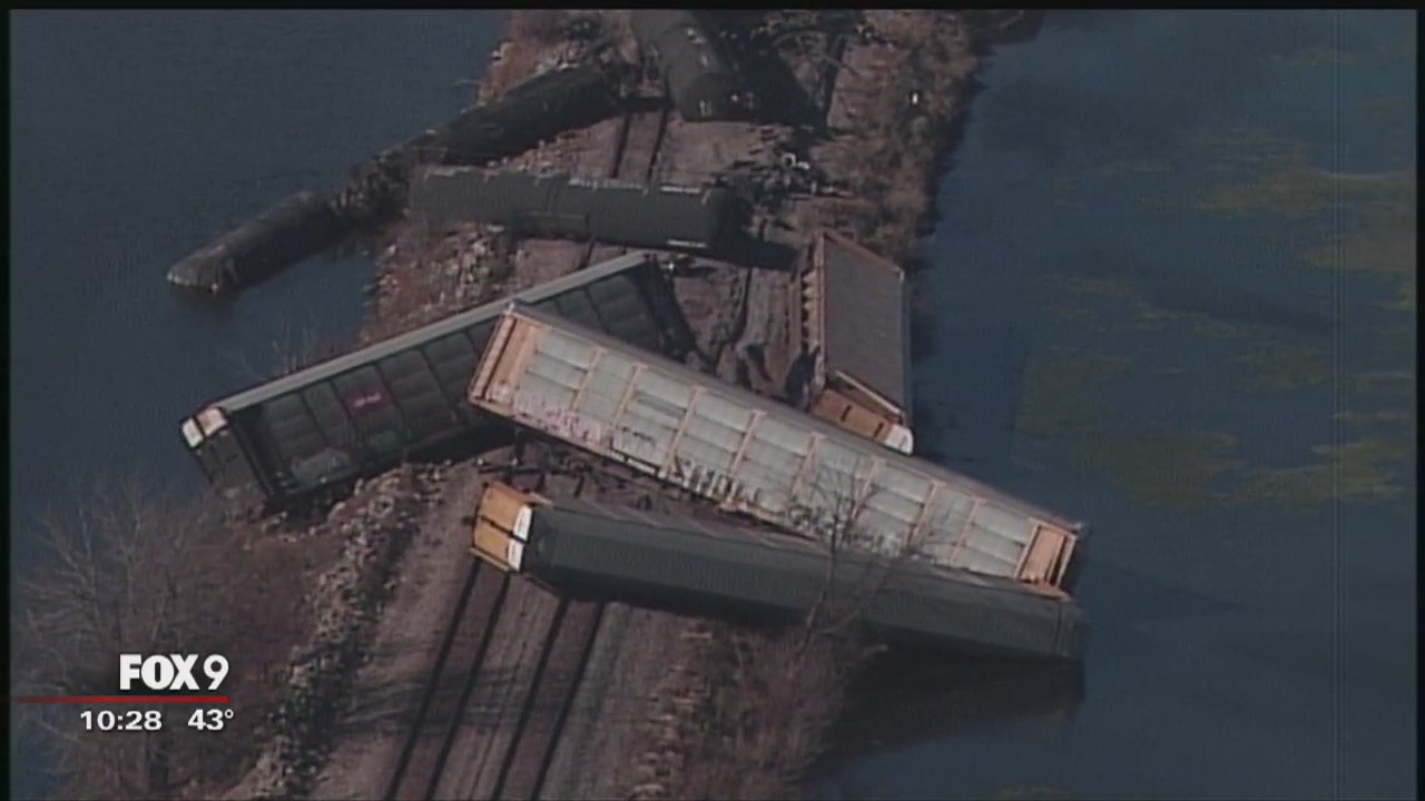 Tracks expected to return to service Monday after Wis. train derailment