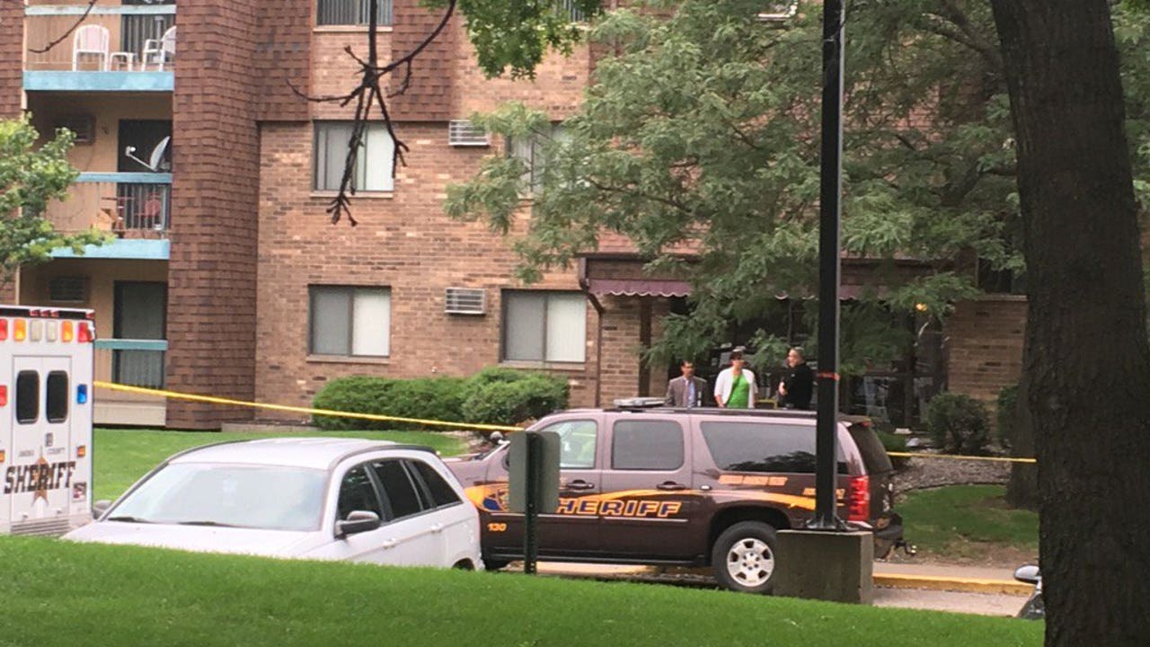 Woman dead, man injured at Coon Rapids apartment complex